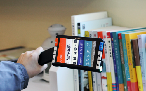 Clover6 handheld video magnifier-