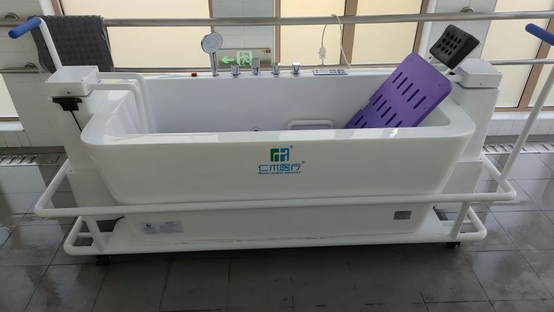 Barrier-free sliding bath-