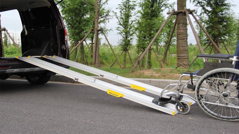 TELESCOPING PORTABLE RAMPS-