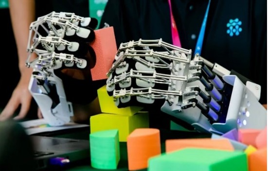 腦控協(xié)同康復機械手